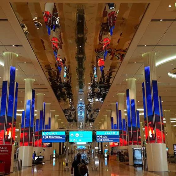 How Smart Surfaces Turn Retail Kiosks Into Interactive Marketing Hubs